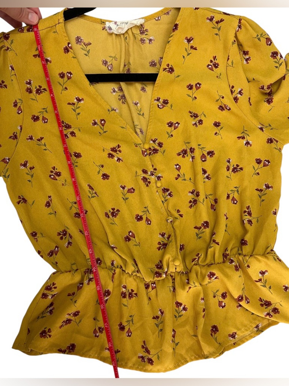 Hippie Rose Women Med long-sleeve Mustard yellow floral blouse, V-neck,pendulum - Picture 6 of 8
